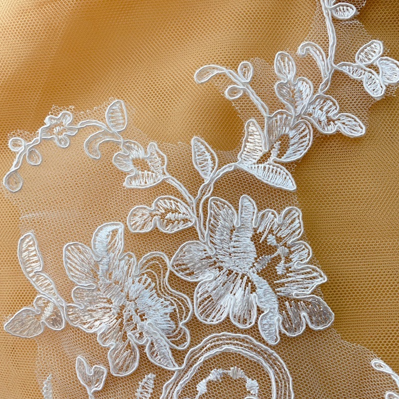 2 Pieces/4 Pieces, Exquisite W - Embroidery White Dress ulasan dan harga