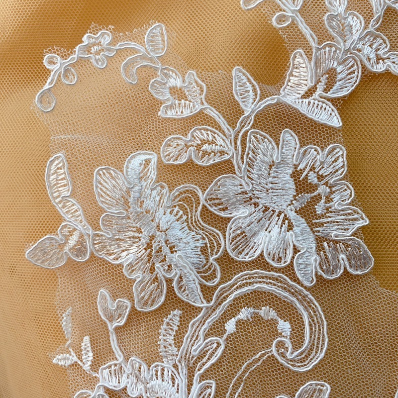 2 Pieces/4 Pieces, Exquisite W - Embroidery White Dress ulasan dan harga