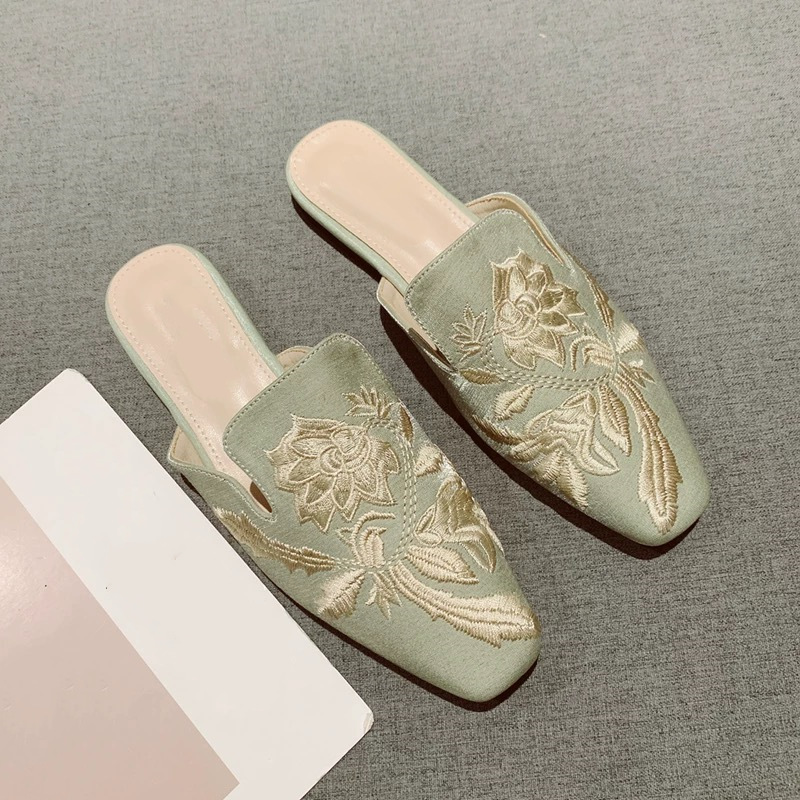 2026 New Womens Shoe Retro Emb - Embroidery Design ulasan dan harga