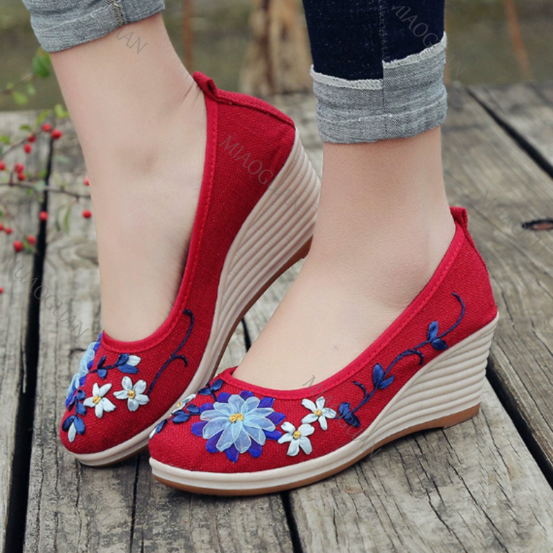 Embroidered Women Comfort Wedg - Embroidery Canvas ulasan dan harga